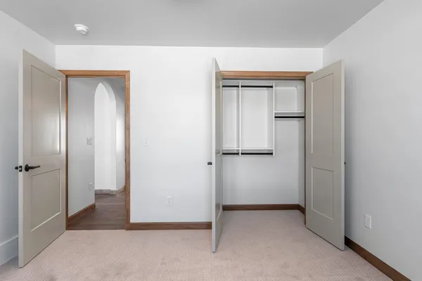 $499,900 | 416 Lansdowne Street, De Pere, WI 54115