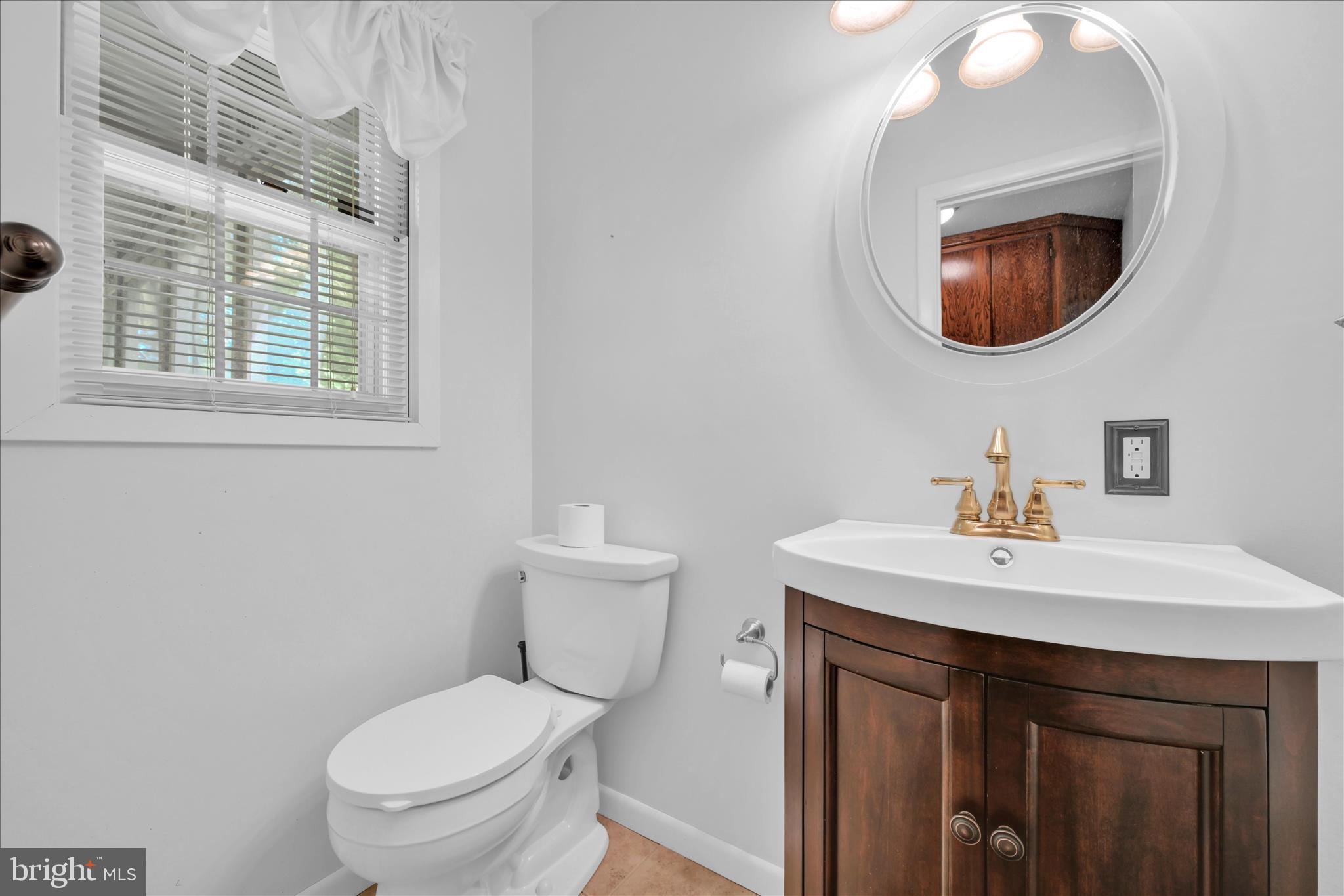 50 Timber Road Pottsville, PA 17901 - Photo 34 of 49 Powder Room