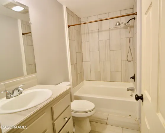 $900 | 1037 A Brown Drive, Breaux Bridge, LA 70517