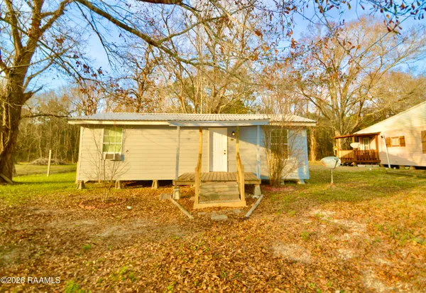$900 | 1037 A Brown Drive, Breaux Bridge, LA 70517
