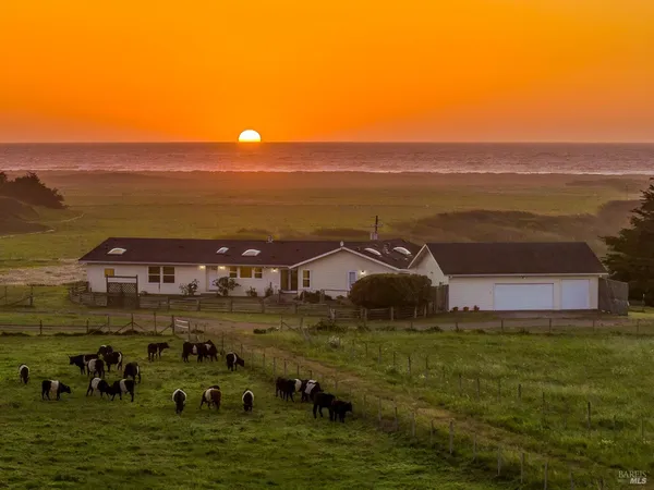 $1,750,000 | 19250 Highway 1, Manchester, CA 95459