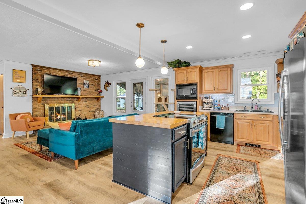 207 Tollgate Road Simpsonville, SC 29681 - Photo 6 of 27 Gallery Image 6
