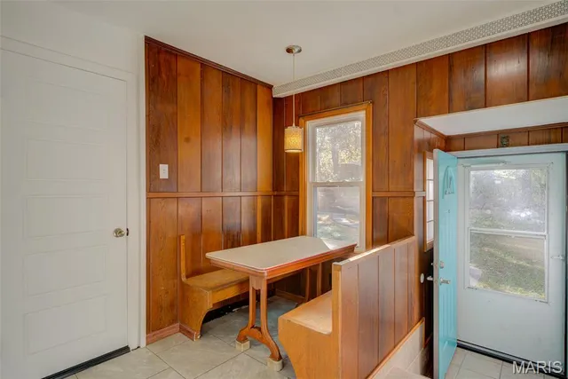 $289,000 | 7647 Genesta Street, St. Louis, MO 63123