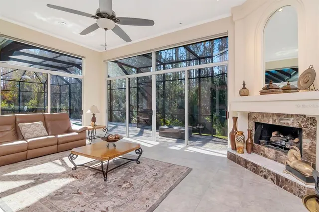 $949,998 | 18916 St Laurent Drive, Lutz, FL 33558