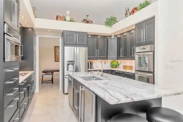 $949,998 | 18916 St Laurent Drive, Lutz, FL 33558