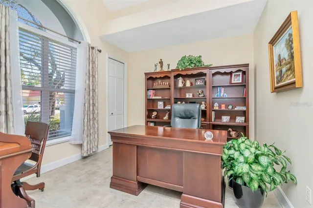 $949,998 | 18916 St Laurent Drive, Lutz, FL 33558