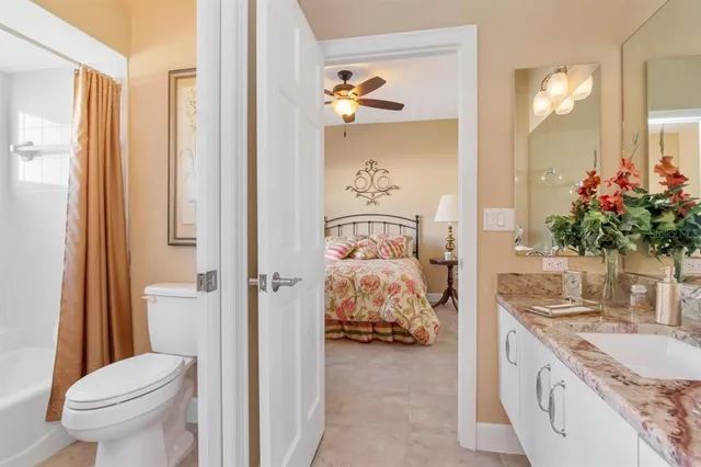 $949,998 | 18916 St Laurent Drive, Lutz, FL 33558