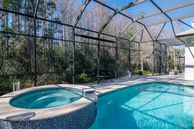 $949,998 | 18916 St Laurent Drive, Lutz, FL 33558