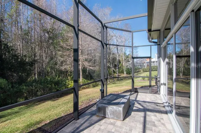 $949,998 | 18916 St Laurent Drive, Lutz, FL 33558