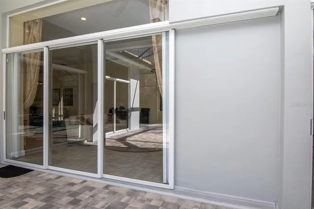 $949,998 | 18916 St Laurent Drive, Lutz, FL 33558