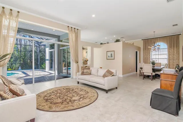 $949,998 | 18916 St Laurent Drive, Lutz, FL 33558