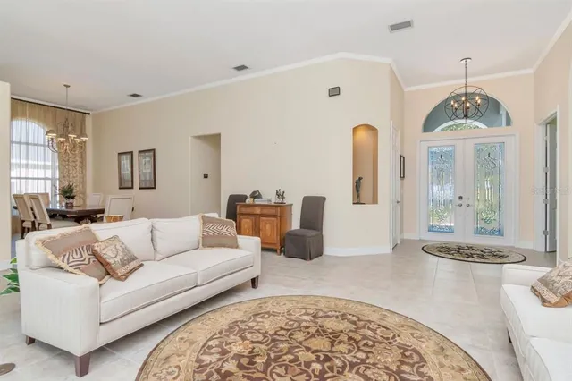 $949,998 | 18916 St Laurent Drive, Lutz, FL 33558