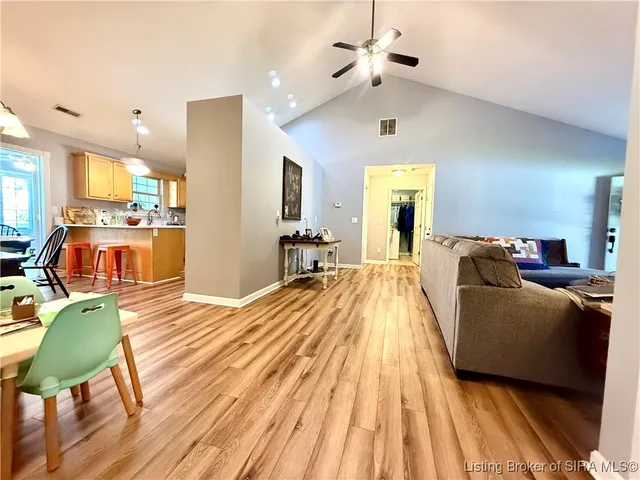 $289,900 | 2112 Sterling Oaks Drive, Sellersburg, IN 47172