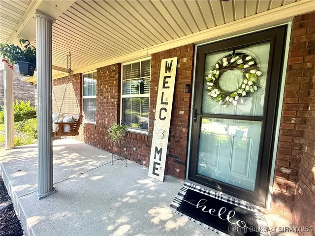$289,900 | 2112 Sterling Oaks Drive, Sellersburg, IN 47172