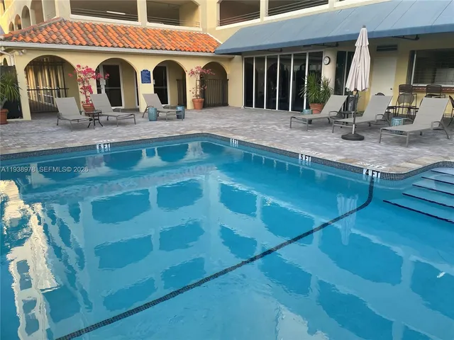 $2,500 | 2351 Douglas Road, Unit 809, Miami, FL 33145