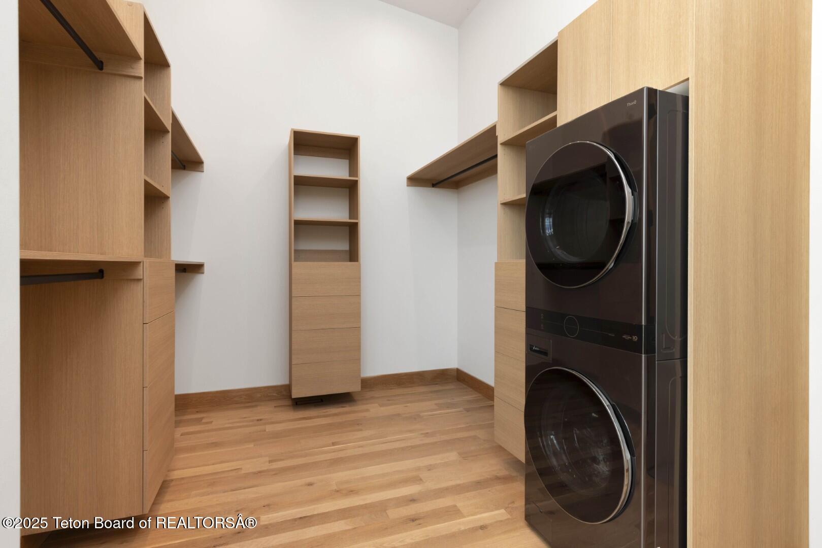 1480 Cutthroat Run Irwin, ID 83428 - Photo 24 of 60 2 - Interior (8.5) Primary Closet (Large