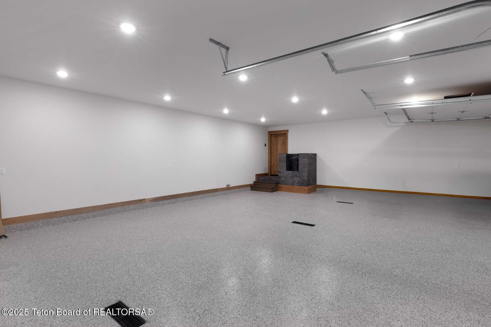 1480 Cutthroat Run Irwin, ID 83428 - Photo 47 of 60 1480 Photos (47) Garage3 (Large)