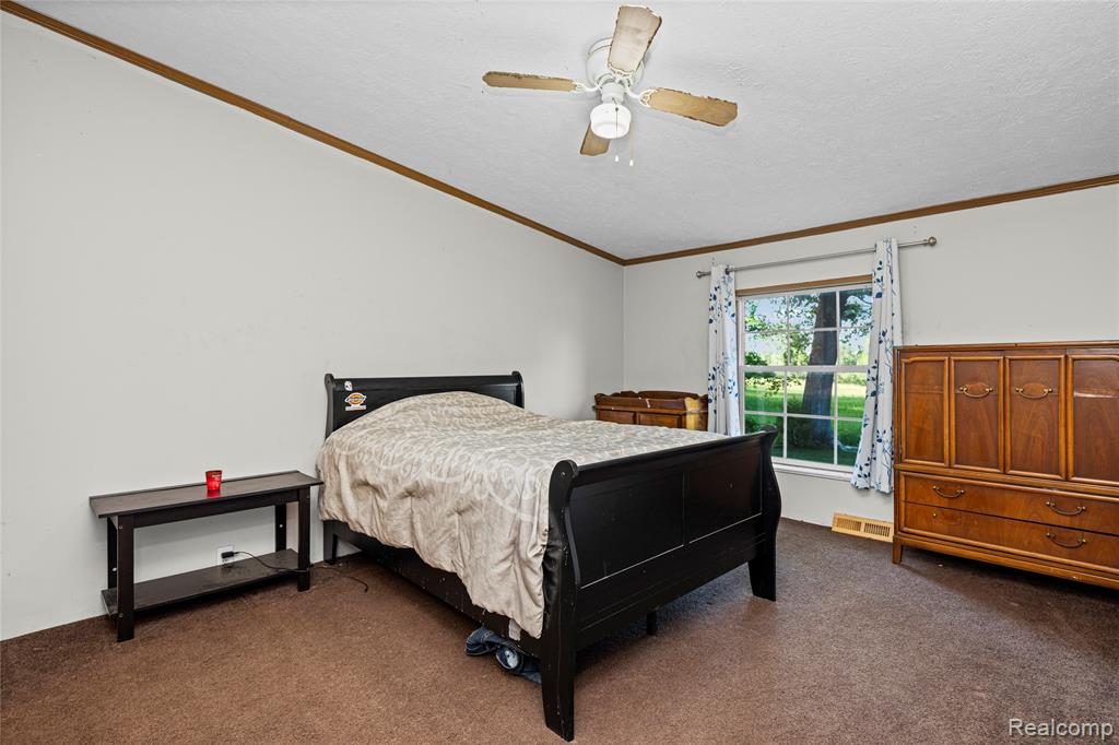8460 Fish Lake Road Holly, MI 48442 - Photo 23 of 47