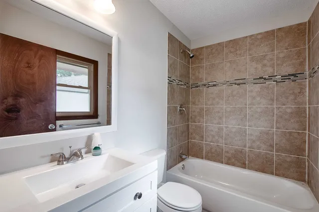 $205,000 | 1265 Thompson Street, Emporia, KS 66801