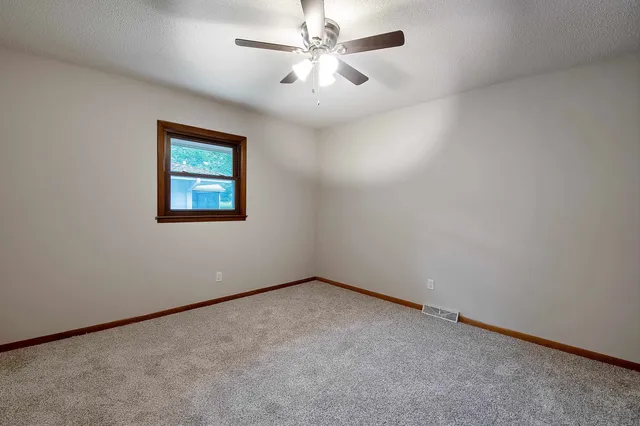 $205,000 | 1265 Thompson Street, Emporia, KS 66801