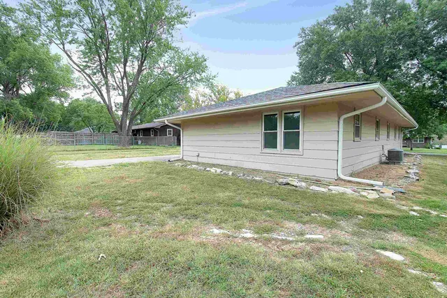 $205,000 | 1265 Thompson Street, Emporia, KS 66801
