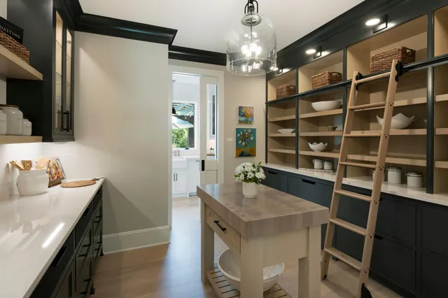 $6,475,000 | 1225 Oakview Road, Medina, MN 55356