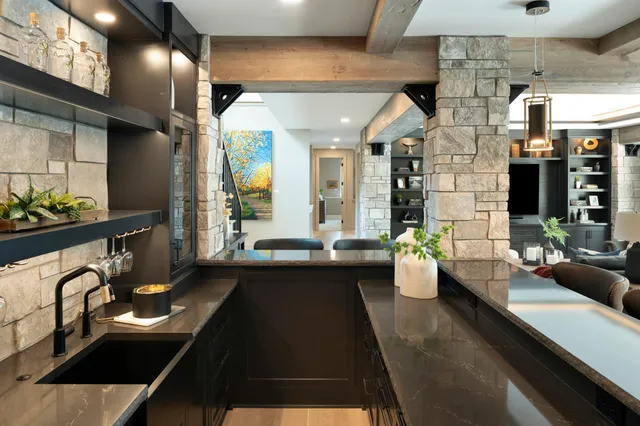 $6,475,000 | 1225 Oakview Road, Medina, MN 55356