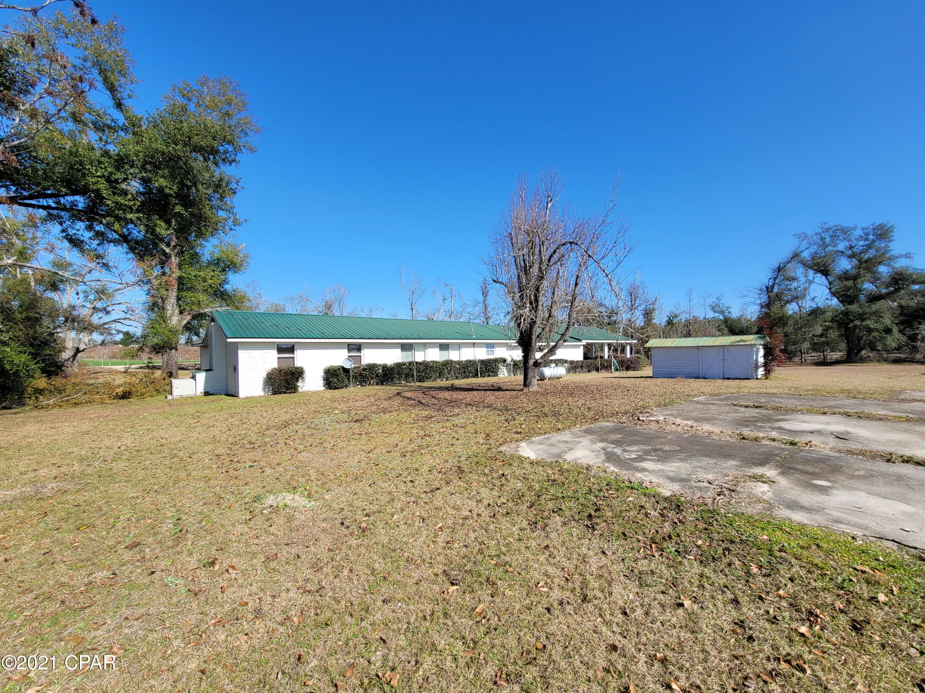 5075 Simsville Road Marianna, FL 32448 - Photo 12 of 44 Gallery Image 12