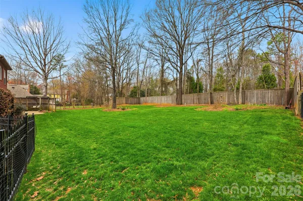 $725,000 | 2117 Keegan Court, Matthews, NC 28104