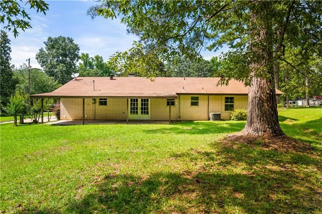 $215,000 | 133 Moss Ridge Drive, Pineville, LA 71360