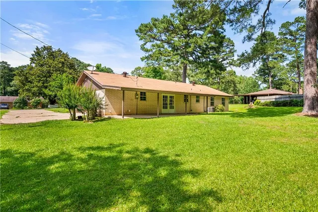 $215,000 | 133 Moss Ridge Drive, Pineville, LA 71360