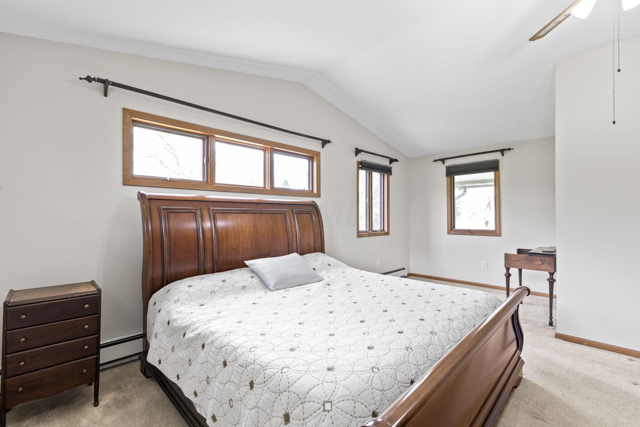 986 North Old State Road Delaware, OH 43015 - Photo 12 of 41 13-Primary Bedroom