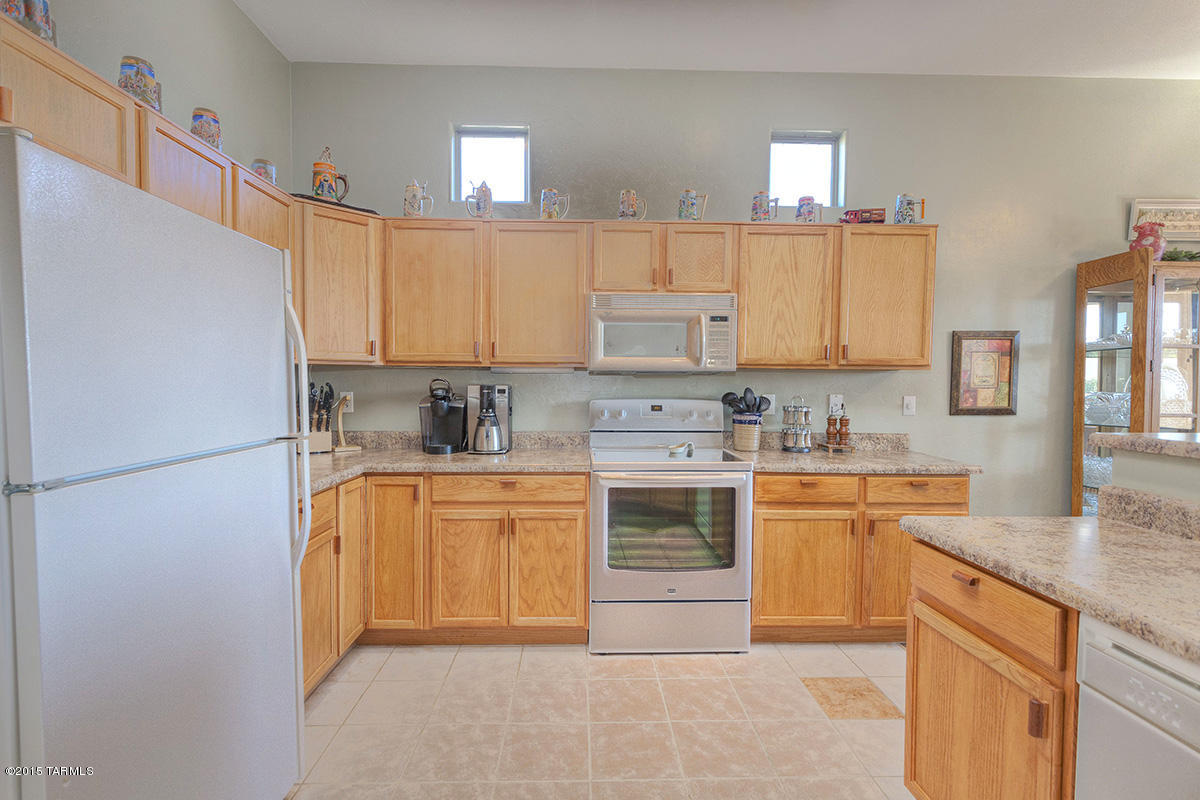 1145 West Arbor Ridge Drive Green Valley, AZ 85614 - Photo 11 of 35