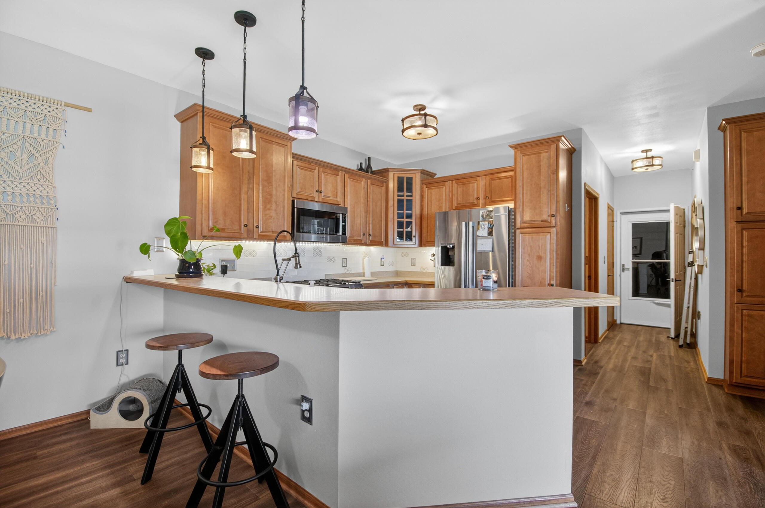 9296 Creekside Circle, Unit 212 Pleasant Prairie, WI 53158 - Photo 14 of 26 019_DSC_4885