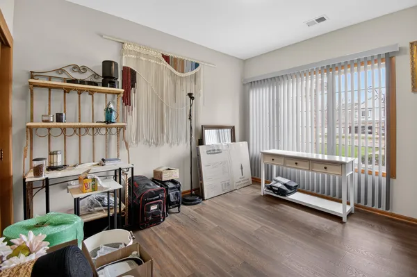 $340,000 | 9296 Creekside Circle, Unit 212, Pleasant Prairie, WI 53158