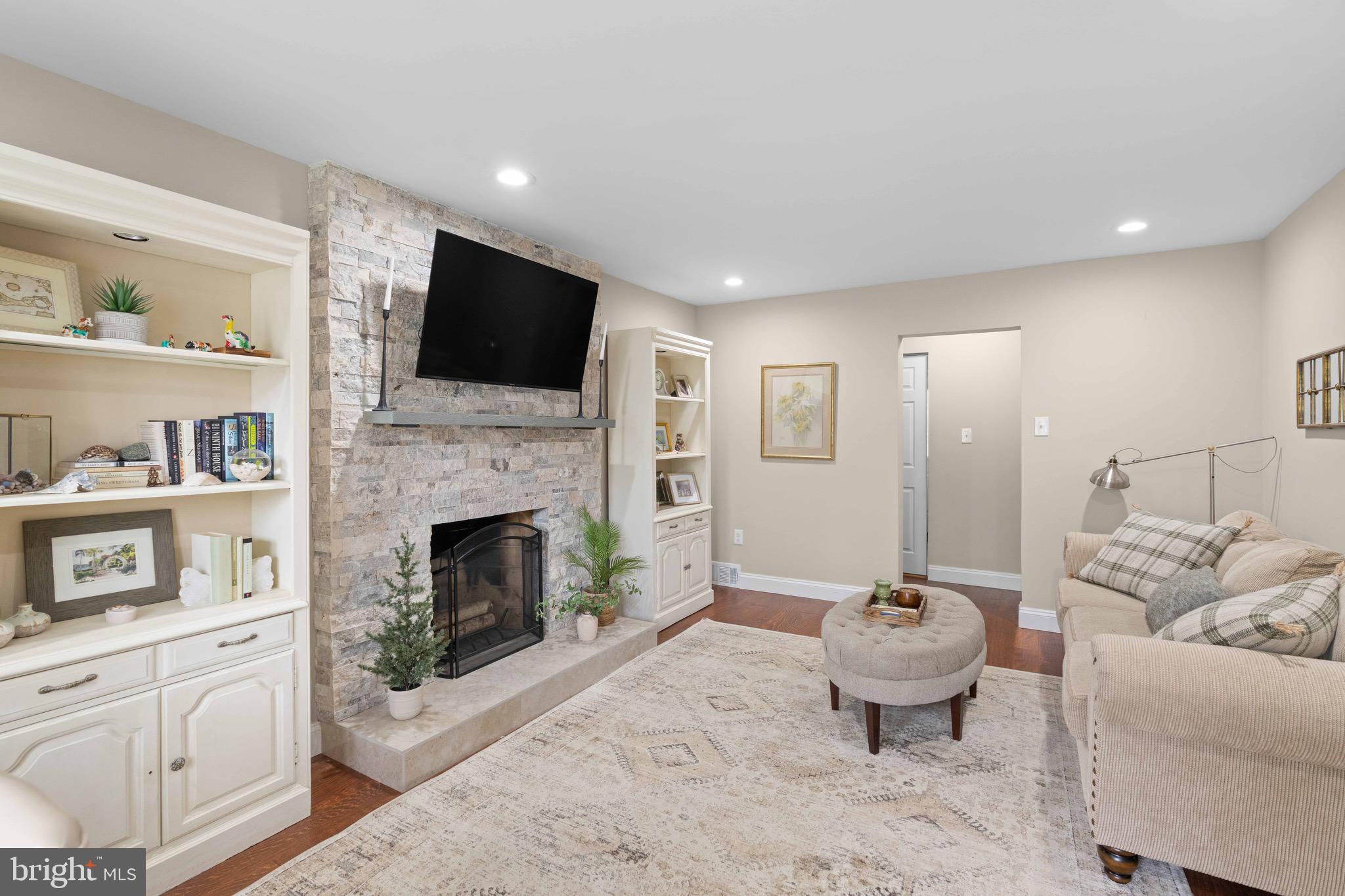 2308 Lighthouse Lane Wilmington, DE 19810 - Photo 10 of 27 Family Room