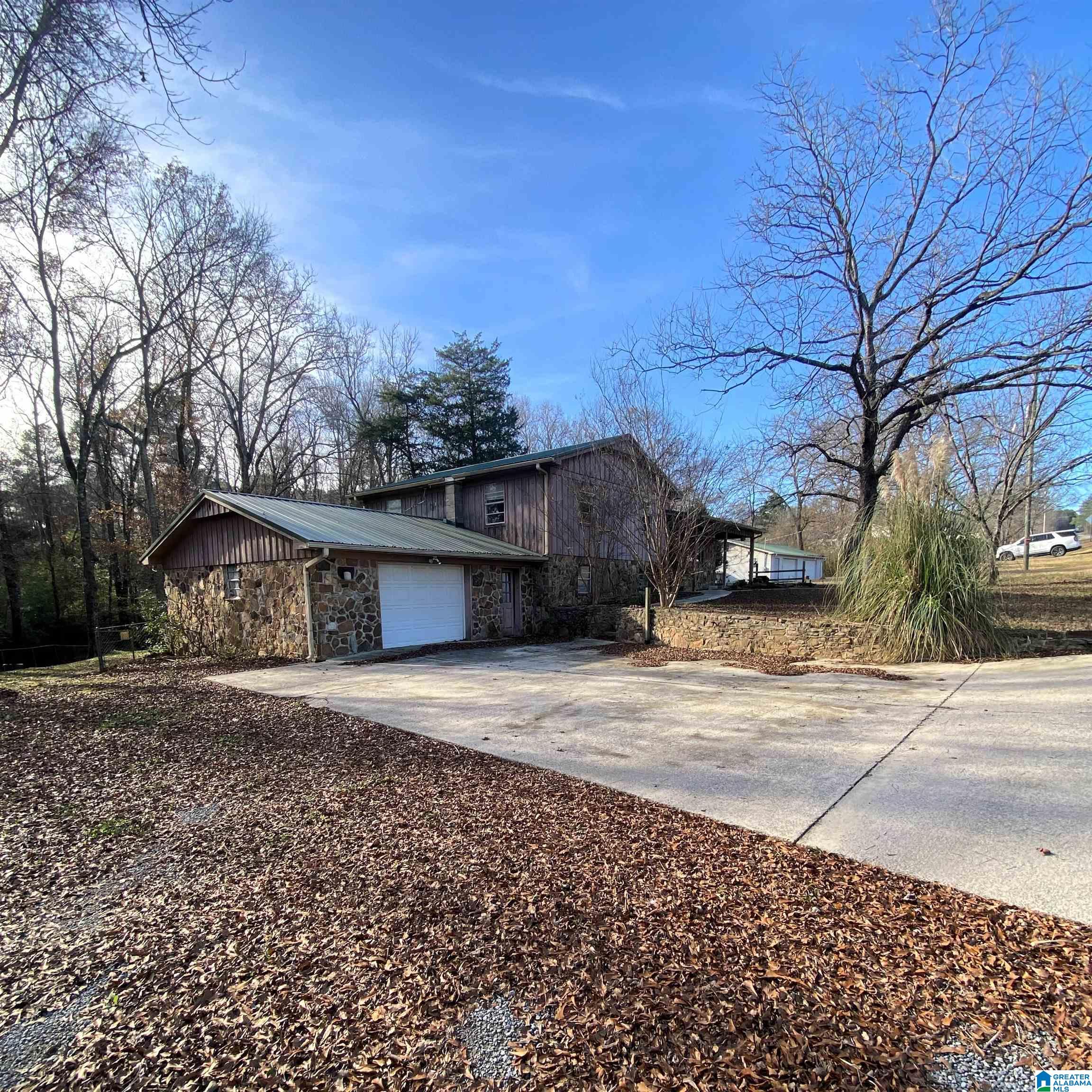 125 County Road 9 Hayden, AL 35079 - Photo 4 of 31