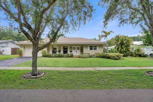 $750,000 | 7241 Northwest 5th Court, Plantation, FL 33317