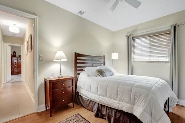 $750,000 | 7241 Northwest 5th Court, Plantation, FL 33317