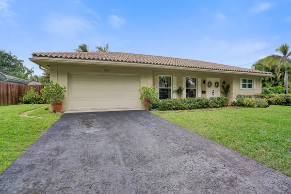 $750,000 | 7241 Northwest 5th Court, Plantation, FL 33317