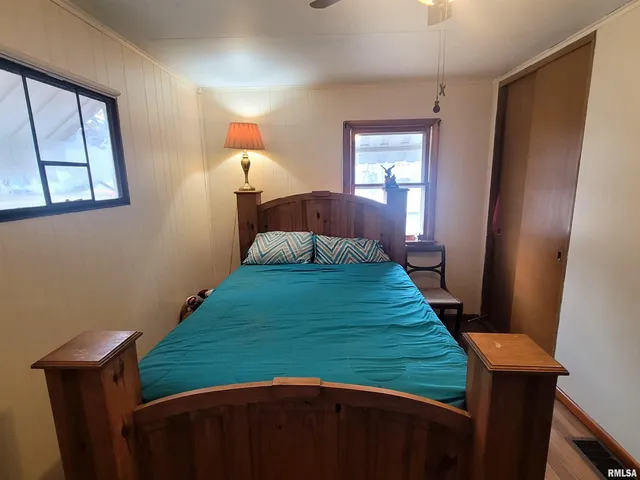 $69,400 | 210 South White Street, Macomb, IL 61455