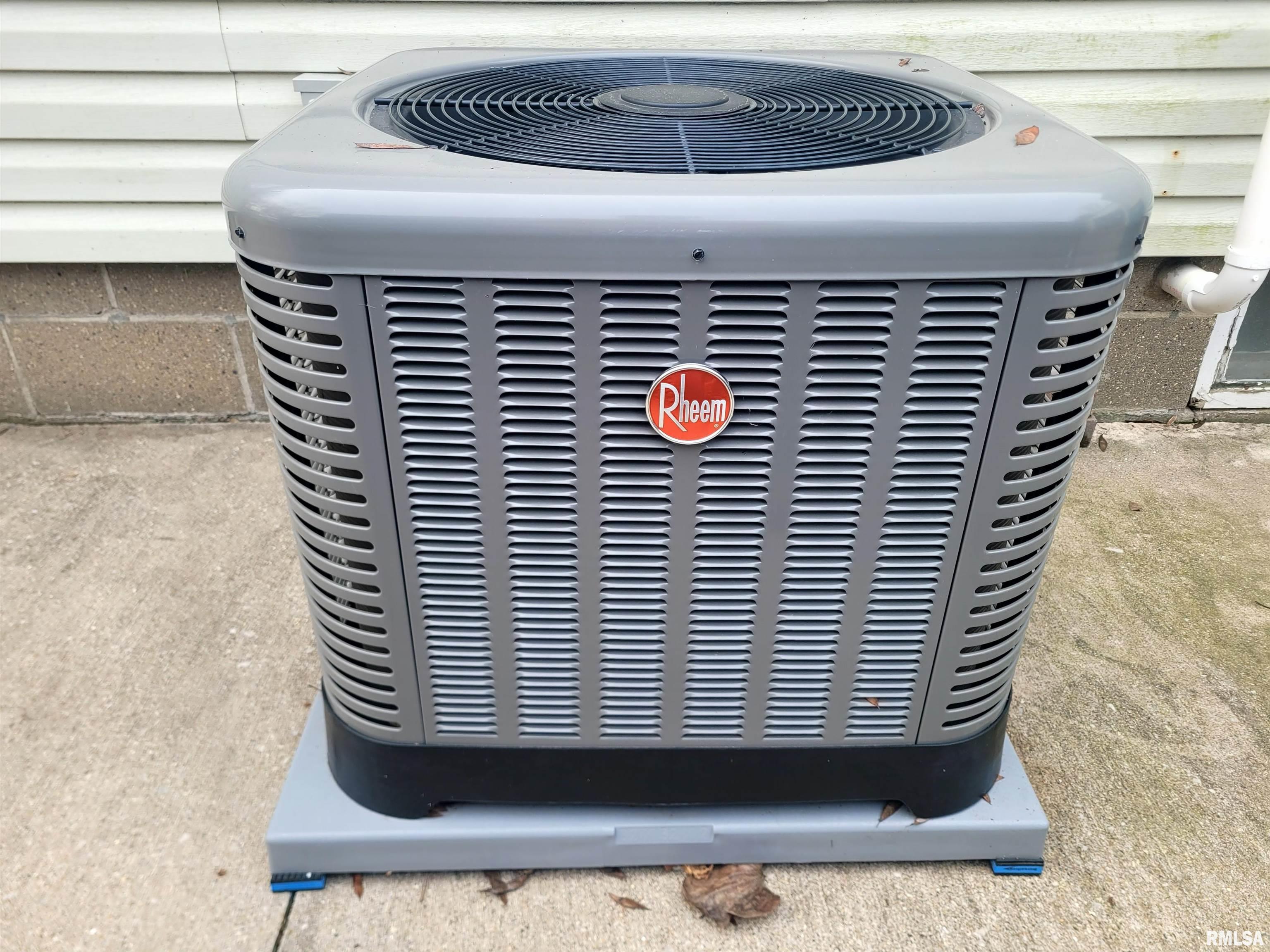 210 South White Street Macomb, IL 61455 - Photo 28 of 29