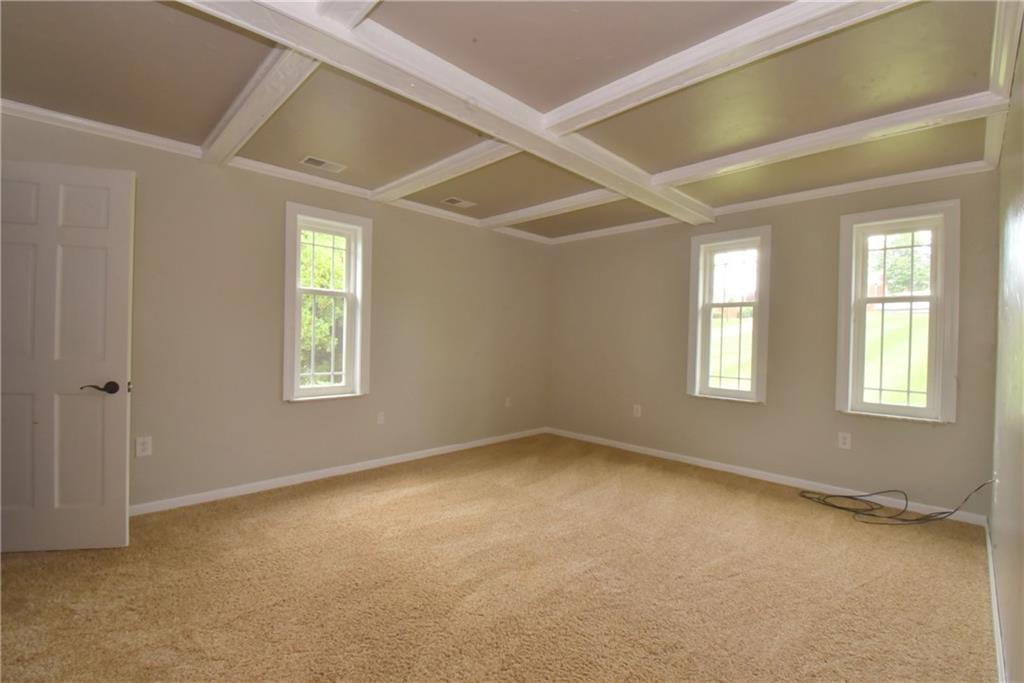 558 Country Club Road Washington, PA 15301 - Photo 11 of 25 Gallery Image 11