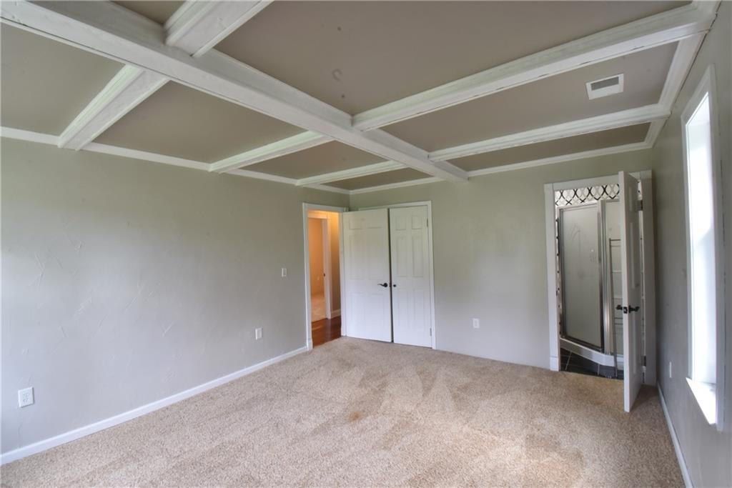 558 Country Club Road Washington, PA 15301 - Photo 12 of 25 Gallery Image 12