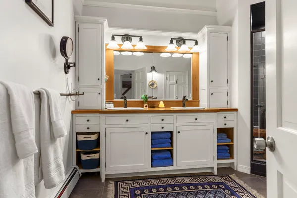 $1,375,000 | 9 Conifer Ridge, Cumberland, ME 04110