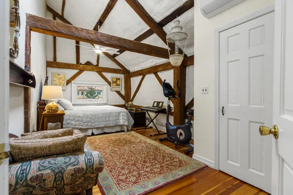 $1,375,000 | 9 Conifer Ridge, Cumberland, ME 04110