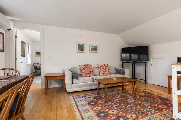 $1,375,000 | 9 Conifer Ridge, Cumberland, ME 04110