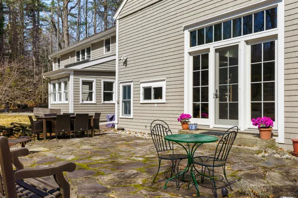 $1,375,000 | 9 Conifer Ridge, Cumberland, ME 04110