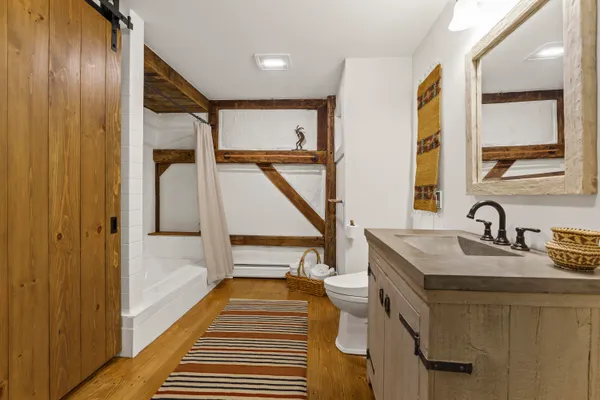 $1,375,000 | 9 Conifer Ridge, Cumberland, ME 04110