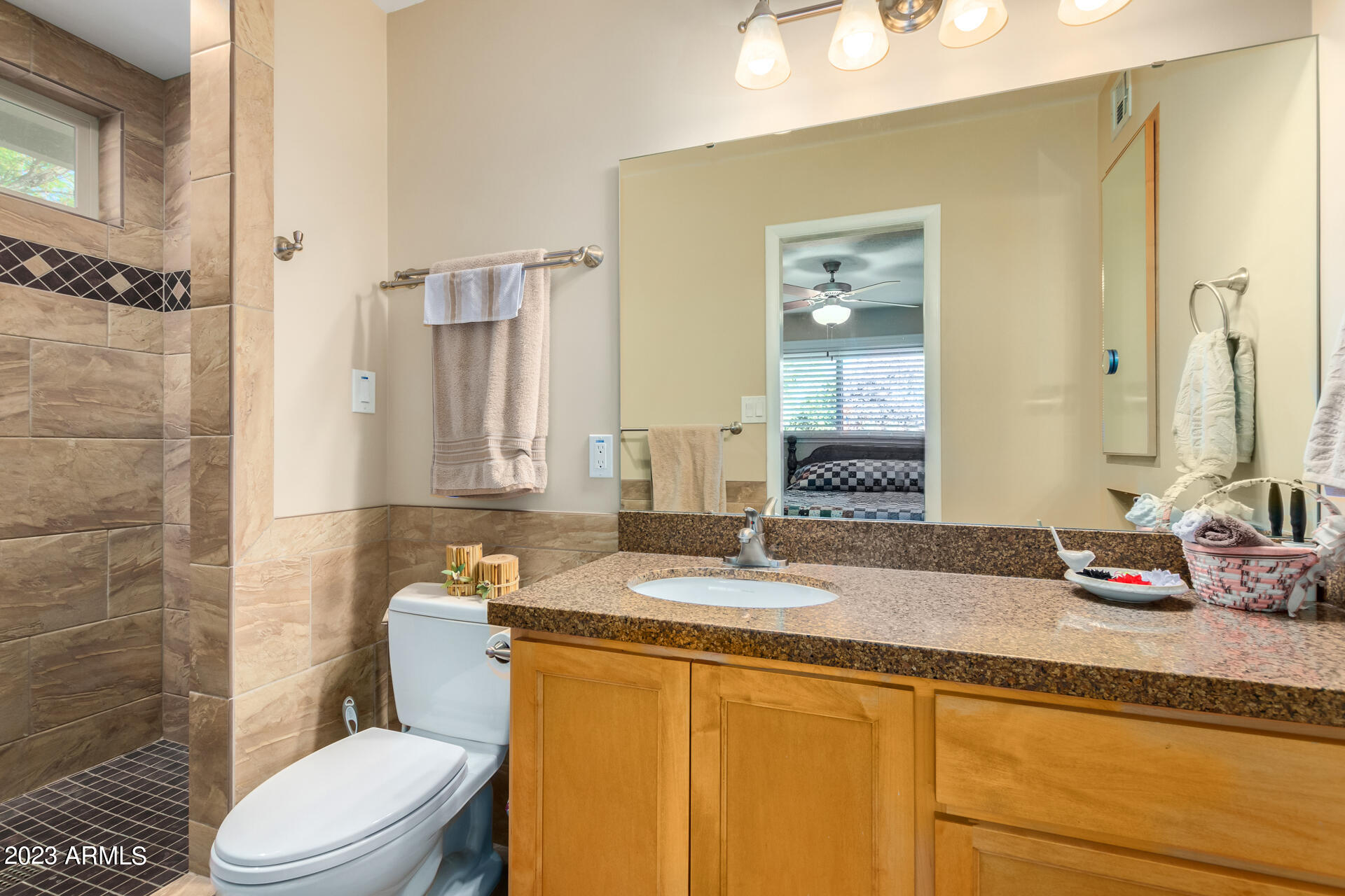 113 East Riviera Drive Tempe, AZ 85282 - Photo 18 of 47 0025-25 - Riveria